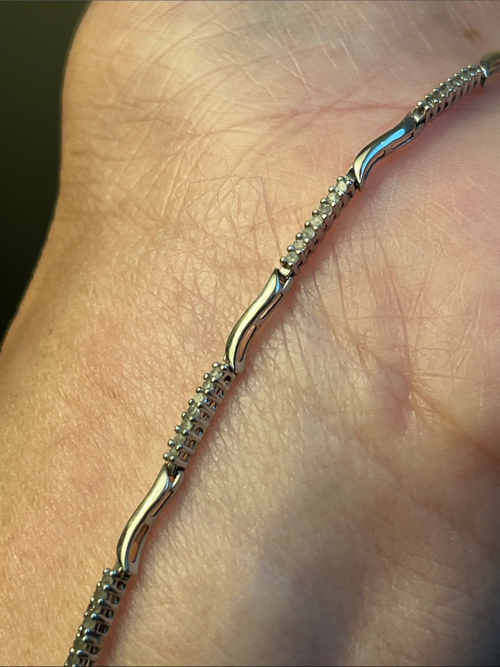 10K White Gold Diamond Tennis link bracelet